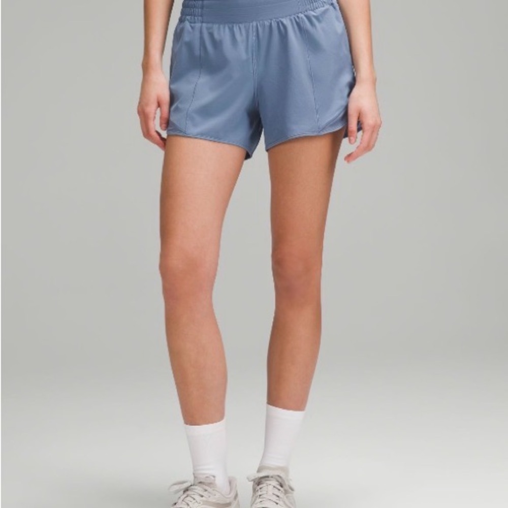 lululemon Hotty Hot High-Rise Lined
Short 4" Oasis